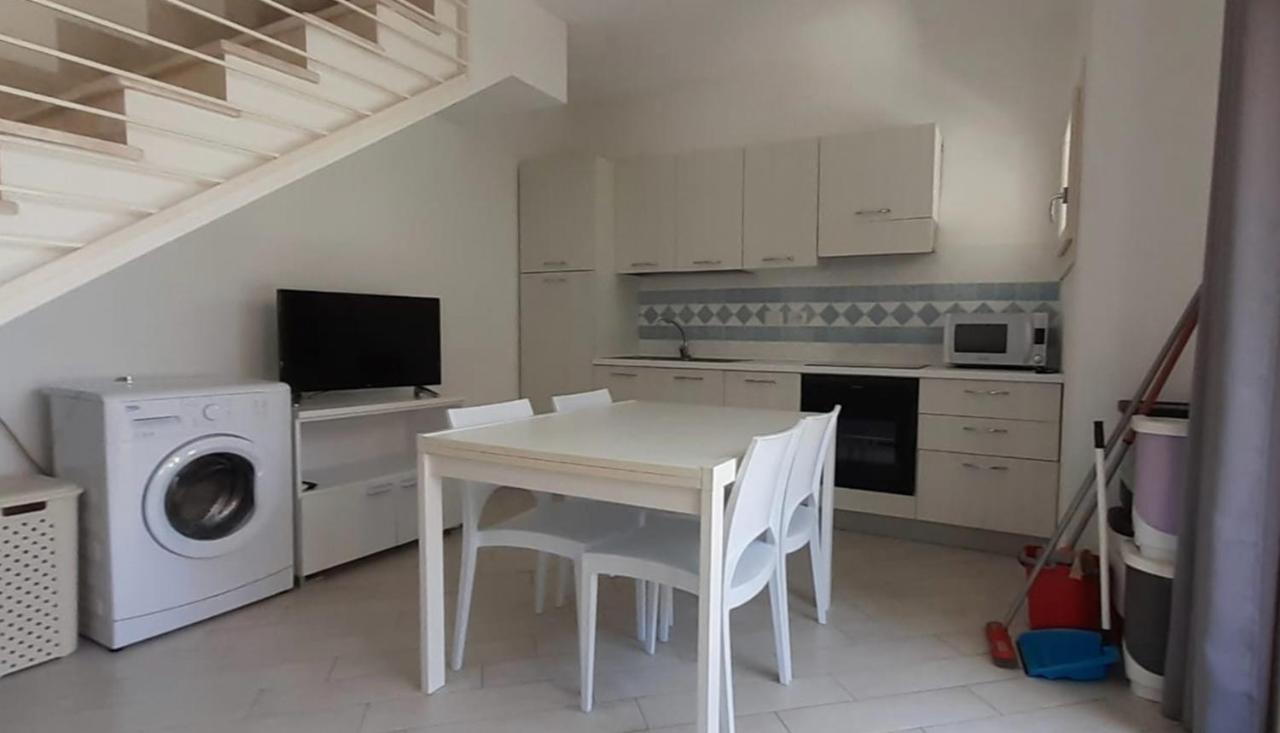 Villetta Federico Climatizzata Con Giardino Privato Viddalba Bagian luar foto